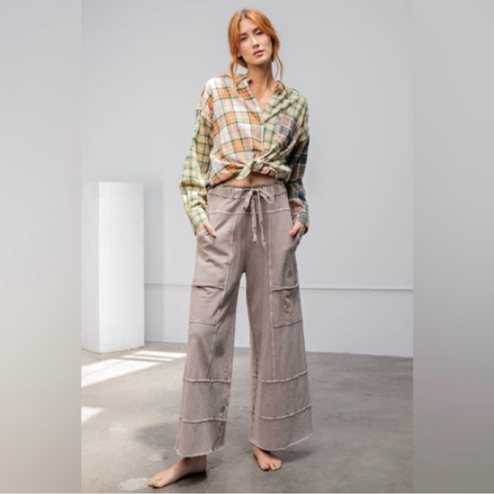 Easel Wide-Leg Drawstring Pants In Mocha - Picture 3 of 6